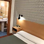 Guest house Roquefer Bilbao Central Rooms *