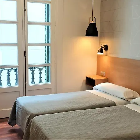 Roquefer Bilbao Central Rooms