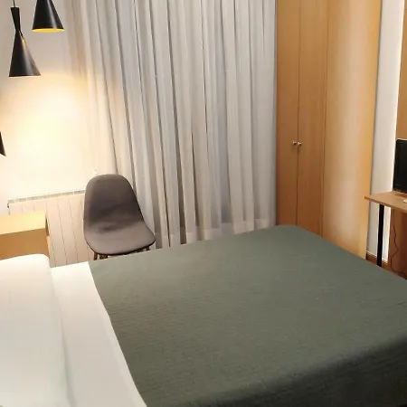 Roquefer Bilbao Central Rooms *